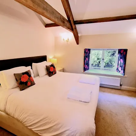 Clifton At Lovelady Shield * Alston